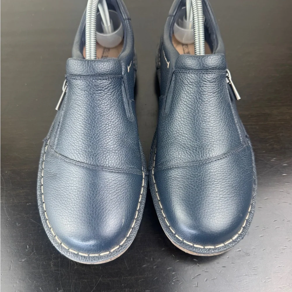 Collection Clarks Tamitha Cattura Leather Womens Navy Blue Zippered Shoes Sz 6.5 - Picture 3 of 8